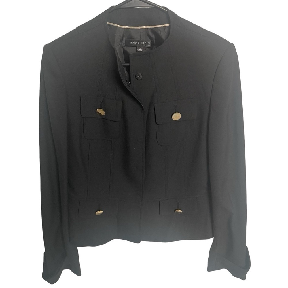 ANN TAYLOR Collarless  Round Neckline Snap Hidden Button Blazer - Size 10